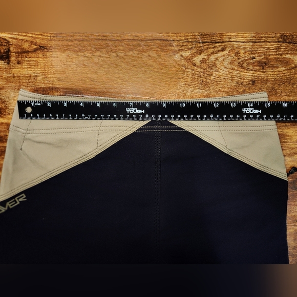 Quicksilver Boardshorts Size 30 Men's - Picture 6 of 9